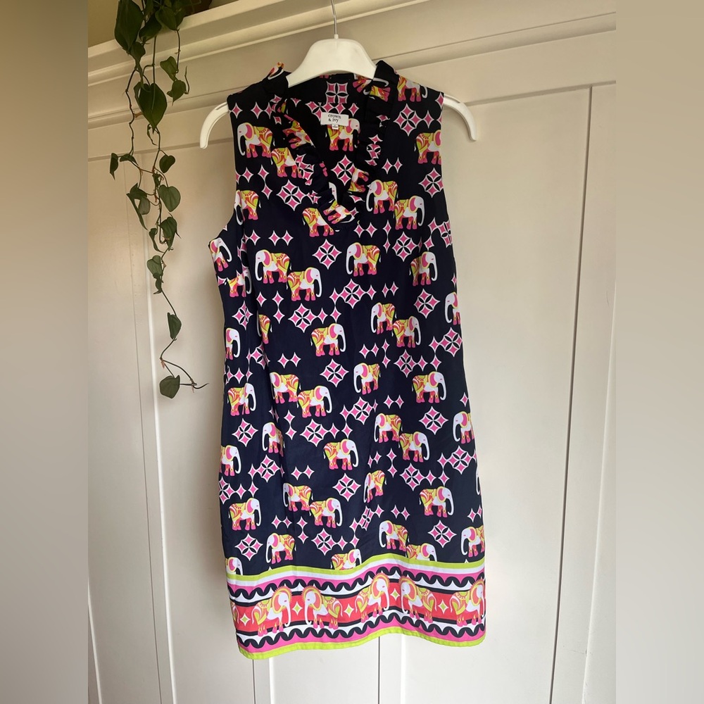 Crown And Ivy Navy Sleeveless Elephant Print Shift Dress - Size 2